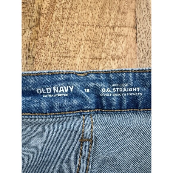 Old Navy Women's High Rise OG Straight Jeans Secret Smooth Extra Stretch Pockets - Picture 4 of 10